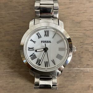 NWT Women's Silver Fossil Watch with Roman Numerals